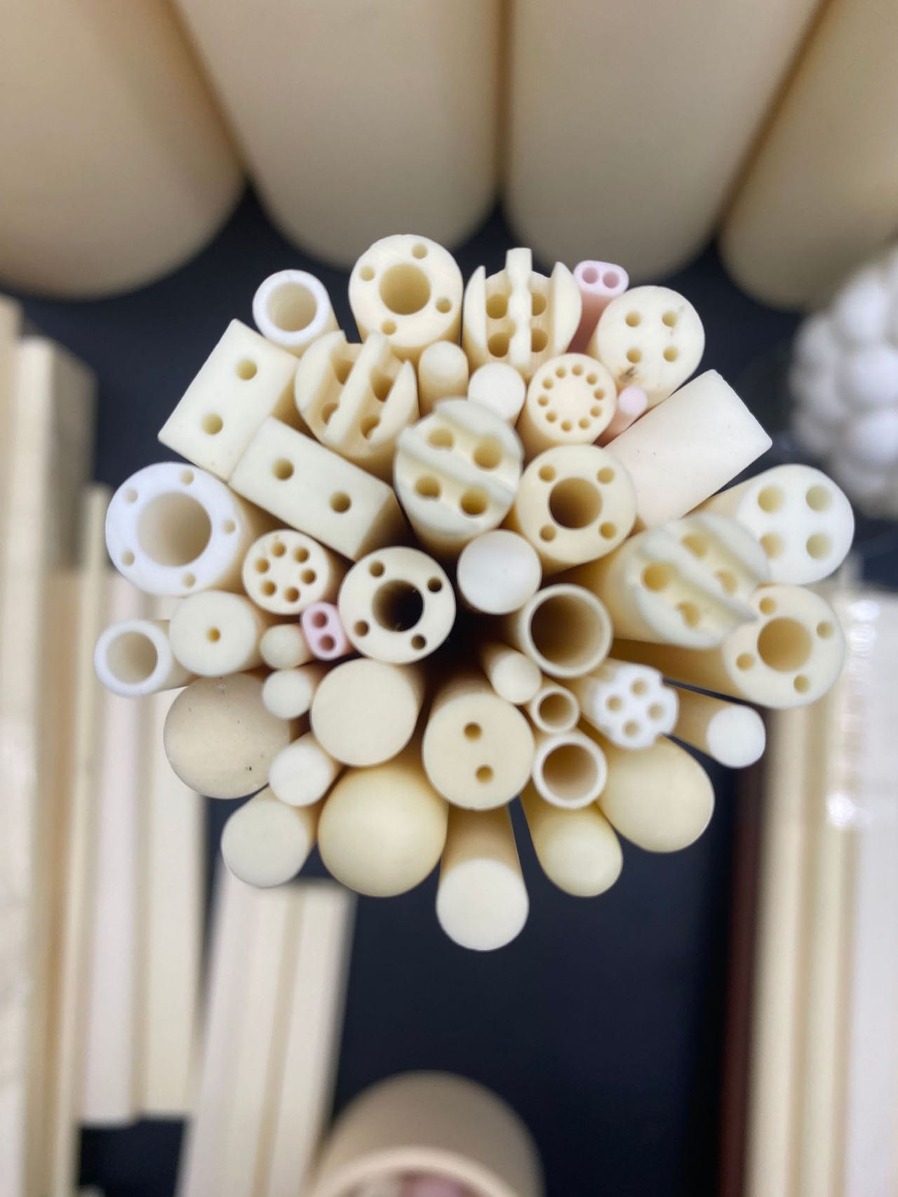 C799 alumina ceramic tubes 051.jpg