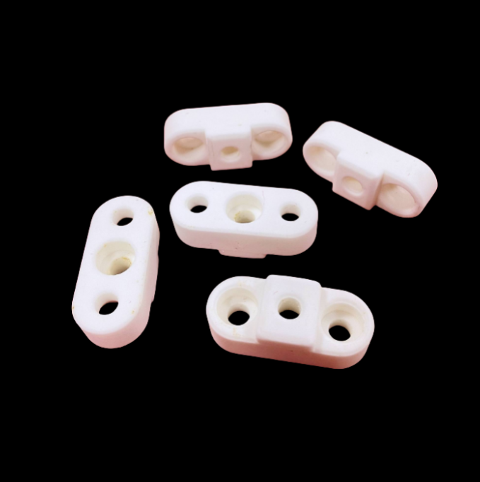 High frequency porcelain talc ceramic gasket connection porcelain belt hole round three holes high temperature resistant insulating ceramic parts (2).png