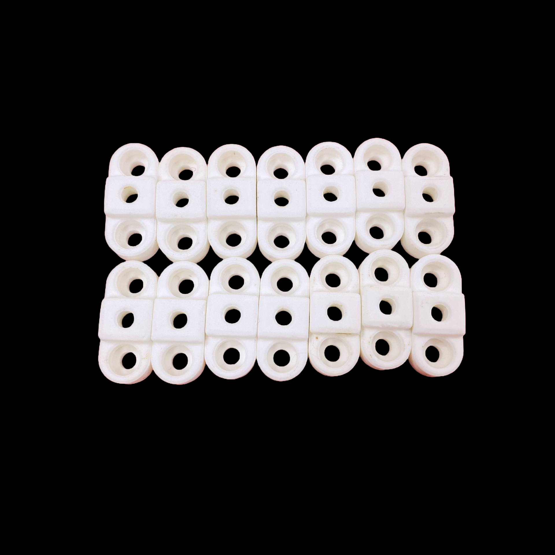 High frequency porcelain talc ceramic gasket connection porcelain belt hole round three holes high temperature resistant insulating ceramic parts (4).png